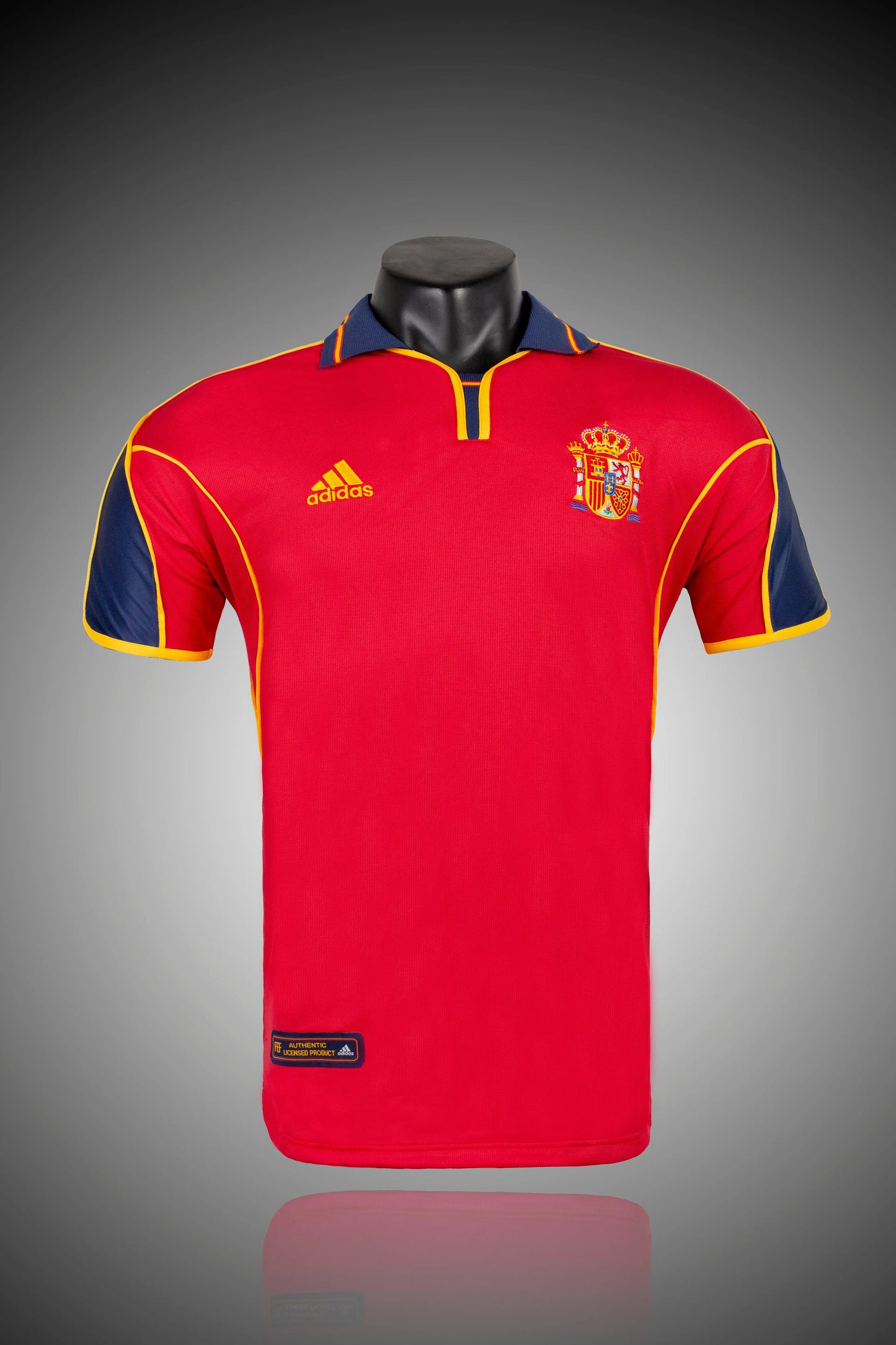 Spain Retro Home Football Shirt Euro 2000 Retro Calcio