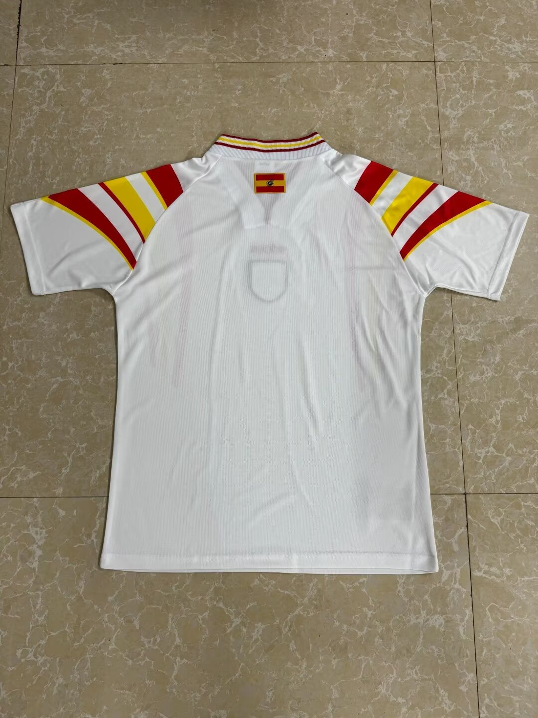 Spain Retro Away Football Shirt Euro 96 (White)