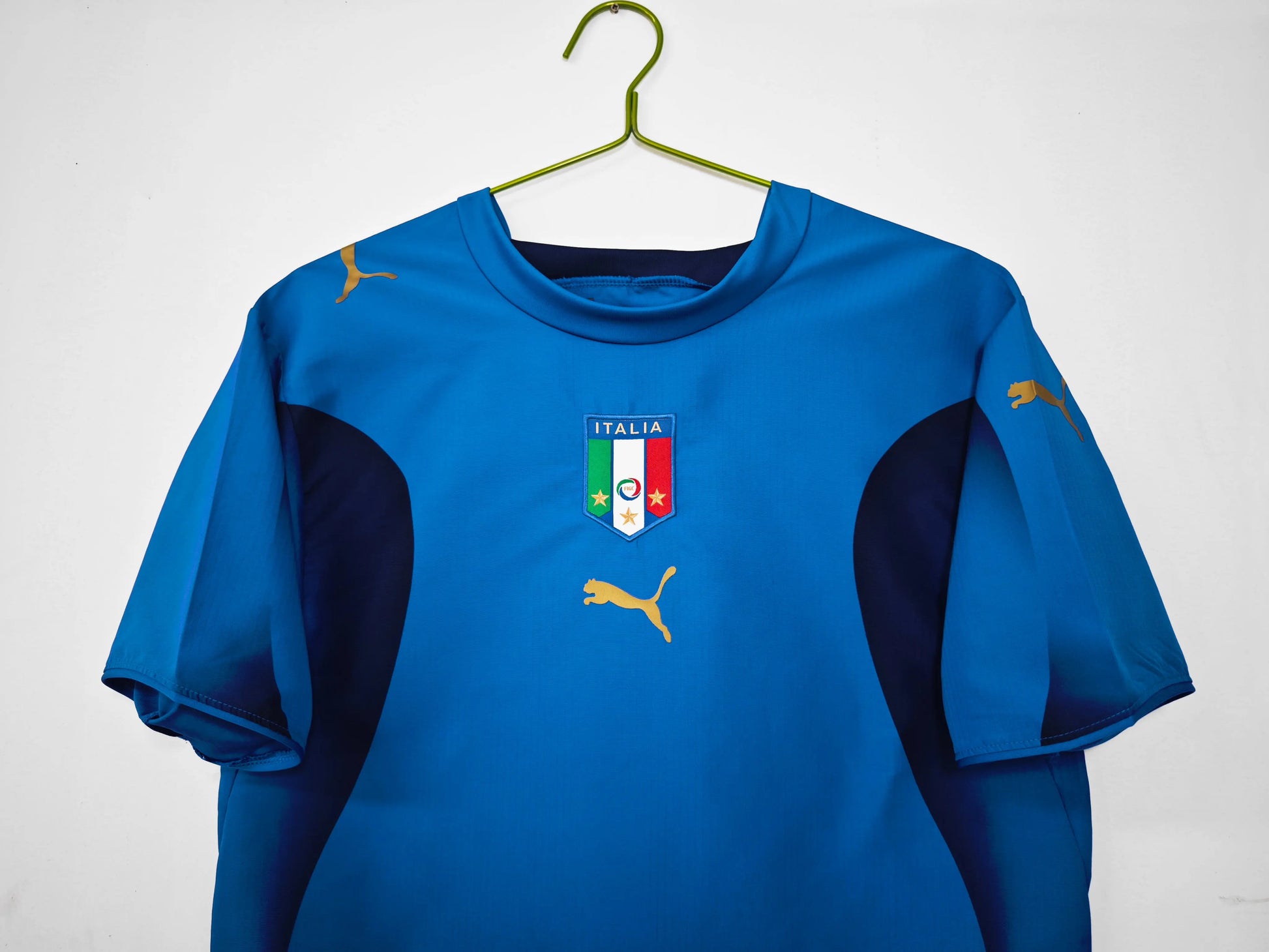 Italy Retro Home Football Shirt-World Cup 2006 Retro Calcio