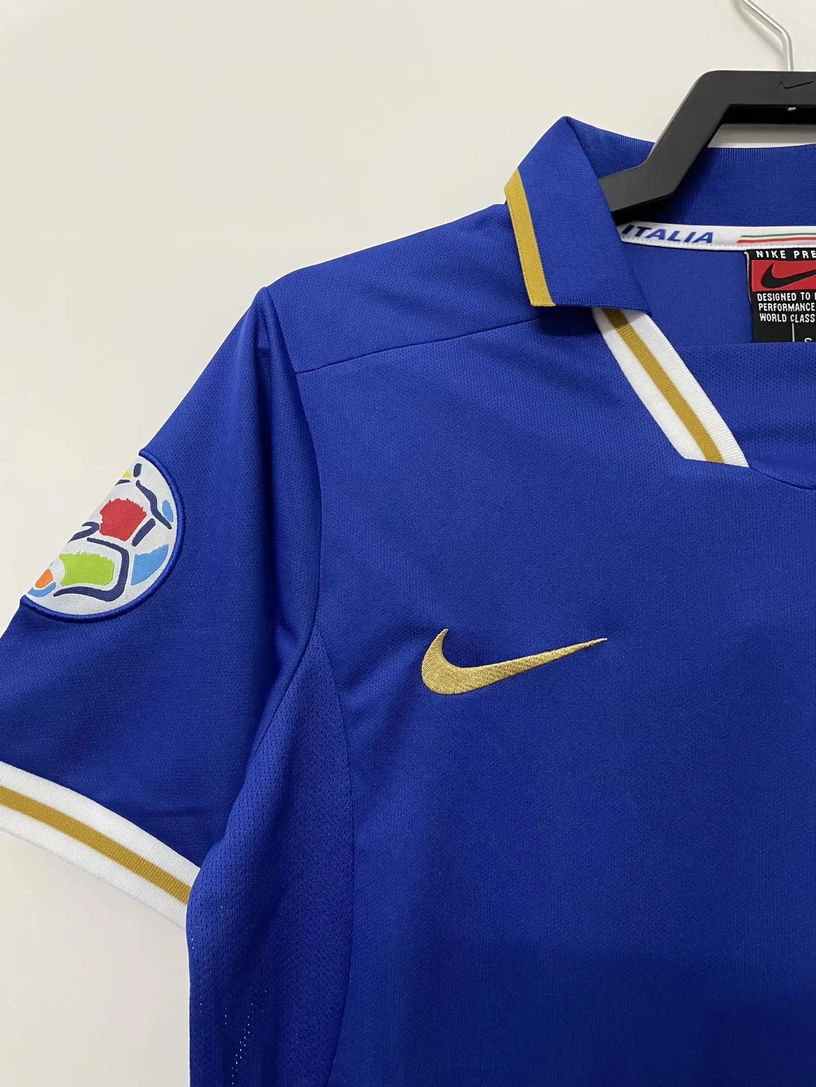 Italy Blue Home Classic Football Shirt 1996 Retro Calcio