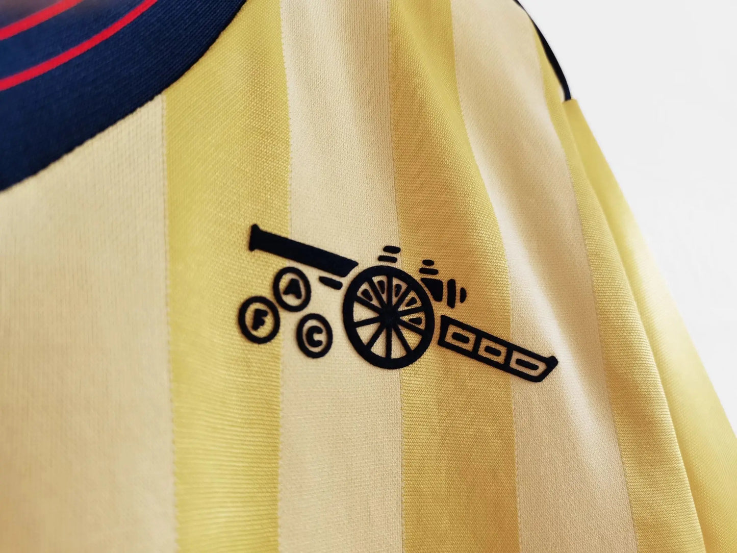 Arsenal Away Retro Football Shirt 1983-86 Retro Calcio